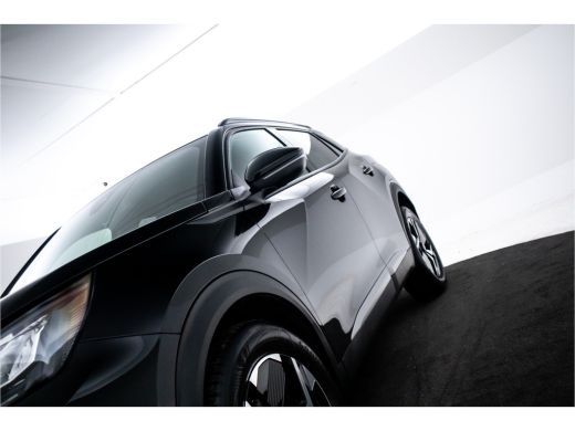 Peugeot 2008 1.2 PureTech 100 Allure Fabrieksgarantie, Apple carplay, Navigatie, ActivLease financial lease