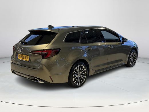 Toyota Corolla Touring Sports Hybrid 140 Dynamic | All-in prijs | Adaptive cruise control | Navigatie | Dode hoek waarschuwing ActivLease financial lease