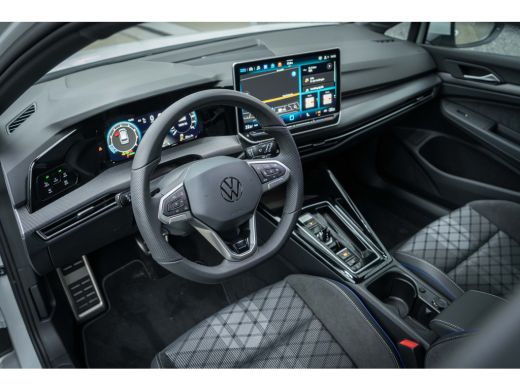 Volkswagen GOLF Variant Volkswagen R-Line Edition | Inclusief €2000,- inruilvoordeel Inclusief €2000,- inruilvoordeel | '... ActivLease financial lease