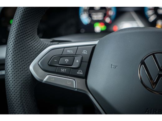Volkswagen GOLF Variant Volkswagen R-Line Edition | Inclusief €2000,- inruilvoordeel Inclusief €2000,- inruilvoordeel | '... ActivLease financial lease