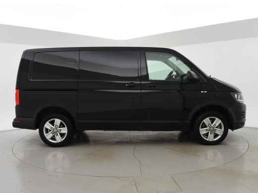 Volkswagen Transporter 2.0 TDI 204 PK DSG + LEDER / APPLE CARPLAY / 2500 KG TREKHAAK / CAMERA / STANDKACHEL ActivLease financial lease