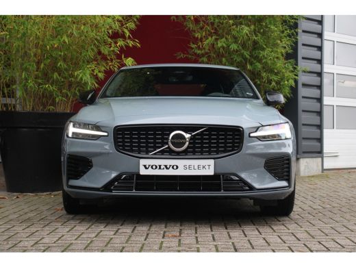 Volvo  S60 Recharge T6 AWD 350pk Plus Dark | Adaptive Cruise | BLIS | Camera | Memory Seats | Stuur/stoelver... ActivLease financial lease