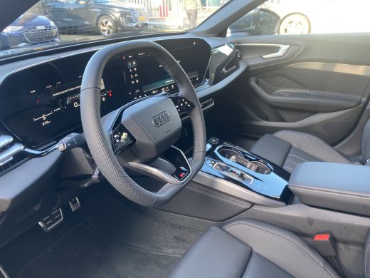 Audi A5 Avant 2.0 TFSI S edition/Elektrische stoelen/leder kunstlederen bekleding/privacy glas ActivLease financial lease