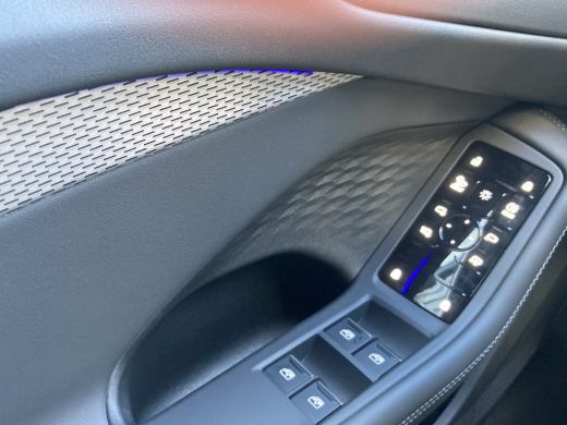 Audi A5 Avant 2.0 TFSI S edition/Elektrische stoelen/leder kunstlederen bekleding/privacy glas ActivLease financial lease