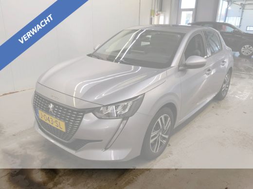 Peugeot 208 1.2 PureTech Allure VERWACHT | Automaat | Navigatie | Cruise Control | Lichtmetalen velgen Peugeot 208 1.2 PureTech Allure VERWACHT | Automaat | Navigatie | Cruise Control | Lichtmetalen velgen