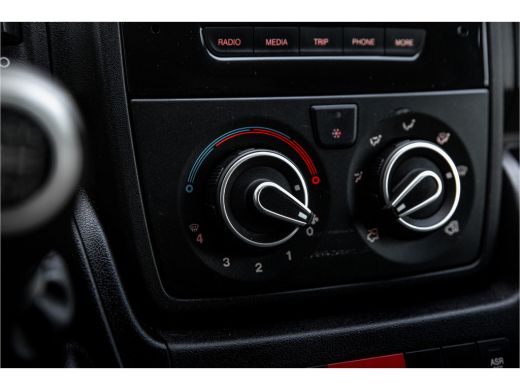 Peugeot Boxer 435 | 165 pk | Spiegelbak | Laadklep | Bluetooth ActivLease financial lease