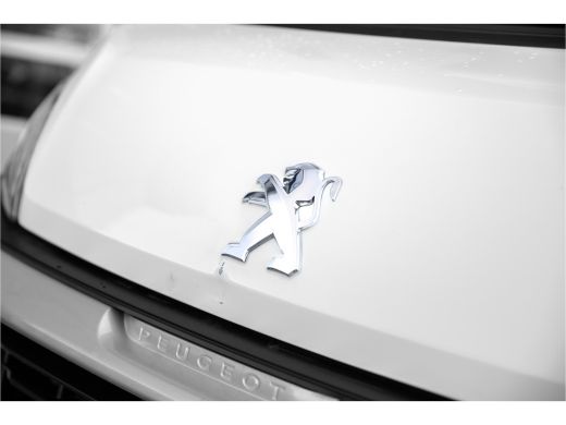 Peugeot Boxer 435 | 165 pk | Spiegelbak | Laadklep | Bluetooth ActivLease financial lease