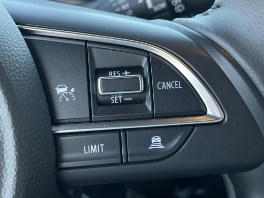 Suzuki Swift 1.2 Select Smart Hybrid APPLE CARPLAY | ANDROID AUTO ActivLease financial lease