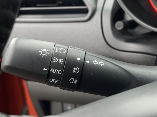 Suzuki Swift 1.2 Select Smart Hybrid APPLE CARPLAY | ANDROID PLAY ActivLease financial lease