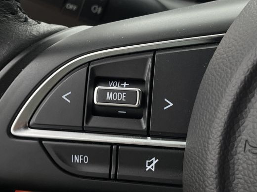 Suzuki Swift 1.2 Select Smart Hybrid APPLE CARPLAY | ANDROID PLAY ActivLease financial lease