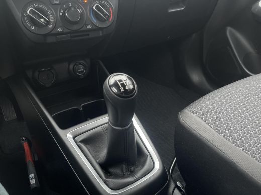 Suzuki Swift 1.2 Select Smart Hybrid APPLE CARPLAY | ANDROID PLAY ActivLease financial lease