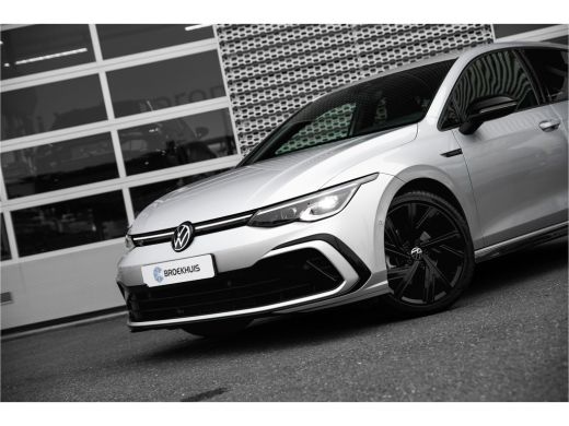 Volkswagen Golf 1.5 eTSI R-Line Business 150pk DSG | Black Style | Camera | HUD | Stoelverwarming ActivLease financial lease