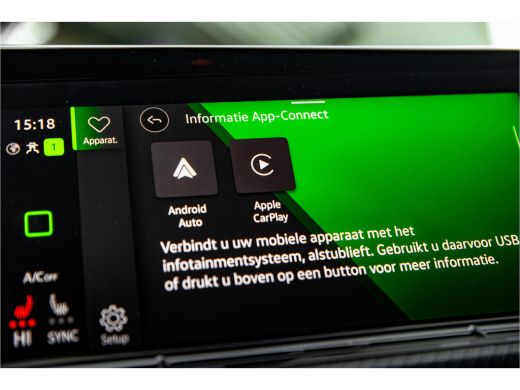 Volkswagen Golf 1.5 eTSI R-Line Business 150pk DSG | Black Style | Camera | HUD | Stoelverwarming ActivLease financial lease