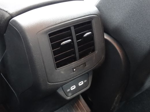 Volkswagen T-Roc 1.0 TSI Life | Cruise control adaptief | LED koplampen | Lichtmetalen velgen 16" ActivLease financial lease
