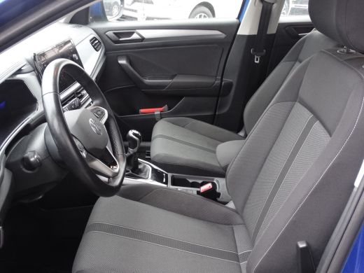 Volkswagen T-Roc 1.0 TSI Life | Cruise control adaptief | LED koplampen | Lichtmetalen velgen 16" ActivLease financial lease