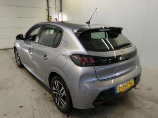 Peugeot 208 1.2 PureTech Allure VERWACHT | Automaat | Navigatie | Cruise Control | Lichtmetalen velgen