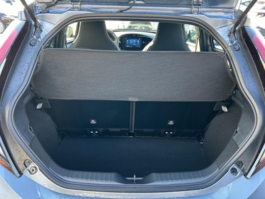 Toyota Aygo X 1.0 VVT-i MT Play **APPLE CARPLAY/ PARKEERCAMERA/ GARANTIE** ActivLease financial lease