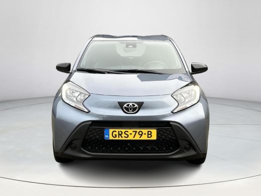 Toyota Aygo X 1.0 VVT-i MT Play **APPLE CARPLAY/ PARKEERCAMERA/ GARANTIE** ActivLease financial lease