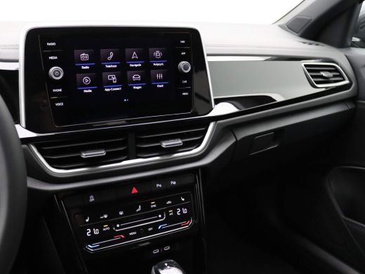 Volkswagen T-Roc 1.5 TSI R-Line Business 150PK DSG Black Style, LED-Matrix, Keyless Entry & Start, Pano-Schuifdak,... ActivLease financial lease