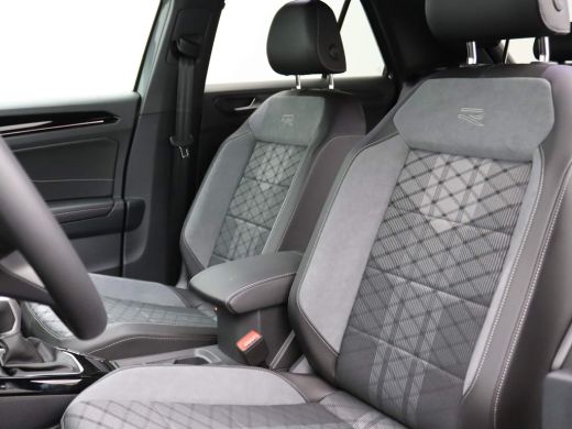 Volkswagen T-Roc 1.5 TSI R-Line Business 150PK DSG Black Style, LED-Matrix, Keyless Entry & Start, Pano-Schuifdak,... ActivLease financial lease