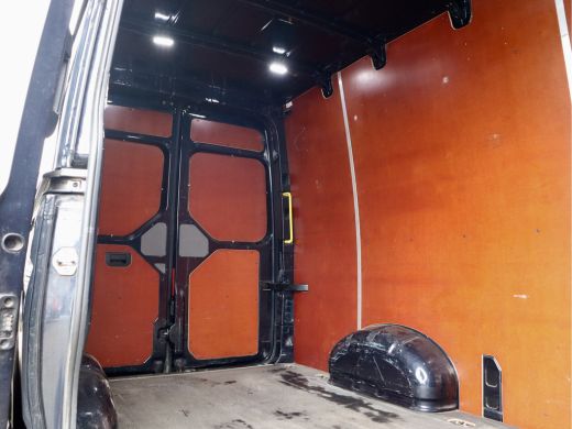 MAN TGE 35 2.0 L3H3 AUTOMAAT LED LICHTMETALEN VELGEN ActivLease financial lease