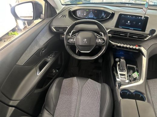 Peugeot 5008 1.2 PureTech Blue Lease Premium Avantage VERWACHT | Navigatie | Camera | 7persoons ActivLease financial lease