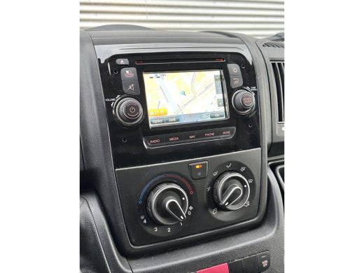 Peugeot Boxer 2.2 HDI L2H2 Trekhaak airco ActivLease financial lease