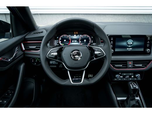 Skoda Scala ŠKODA Monte Carlo | Achteruitrijcamera | Chromen raamlijsten | Driver Activity Assistant, vermoei... ActivLease financial lease