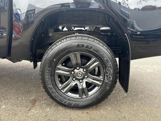 Toyota Hilux 2.4 D-4D Double Cab Professional Van | Grijs Kenteken | Direct Leverbaar | ActivLease financial lease