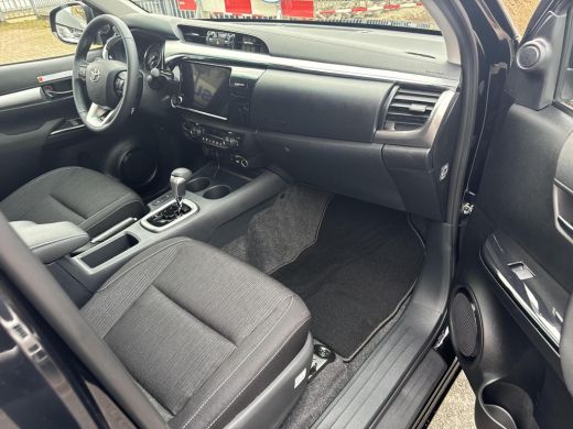 Toyota Hilux 2.4 D-4D Double Cab Professional Van | Grijs Kenteken | Direct Leverbaar | ActivLease financial lease