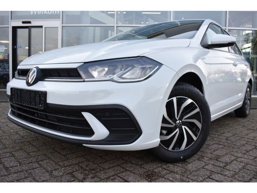 Volkswagen Polo Volkswagen Life Edition Inclusief €2000,- inruilvoordeel + €1000,- korting | 'App-Connect' draadl... ActivLease financial lease
