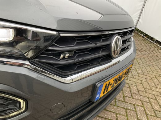 Volkswagen T-Roc 1.5 TSI Automaat R-Line Navi Camera Stoelverw. Digitaal Business R ActivLease financial lease