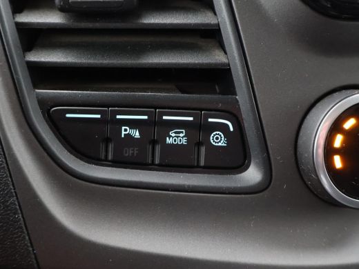 Ford Transit Custom 320 2.0 TDCI 130 PK L2H1 TREND + 2800 KG TREKHAAK / APPLE CARPLAY / CAMERA / STOELVERW. ActivLease financial lease