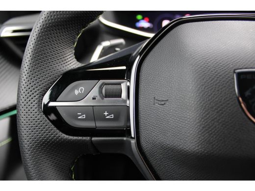 Peugeot 2008 1.2 PureTech 130 GT Climate regeling ,achteruitrij camera ,navigatie By App ActivLease financial lease