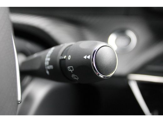 Peugeot 2008 1.2 PureTech 130 GT Climate regeling ,achteruitrij camera ,navigatie By App ActivLease financial lease