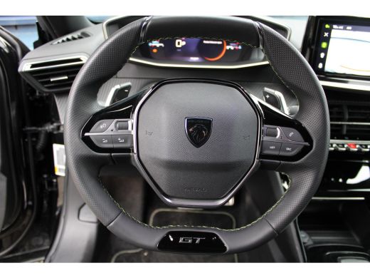 Peugeot 2008 1.2 PureTech 130 GT Climate regeling ,achteruitrij camera ,navigatie By App ActivLease financial lease