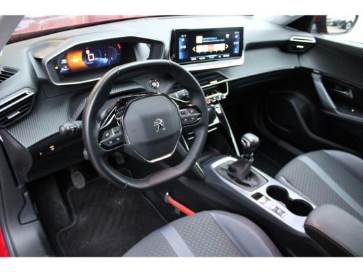 Peugeot 2008 1.2 PureTech Allure ActivLease financial lease