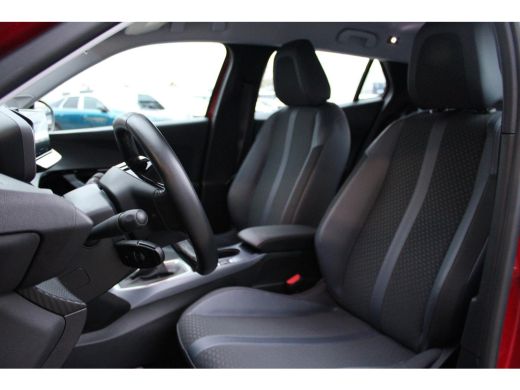 Peugeot 2008 1.2 PureTech Allure ActivLease financial lease