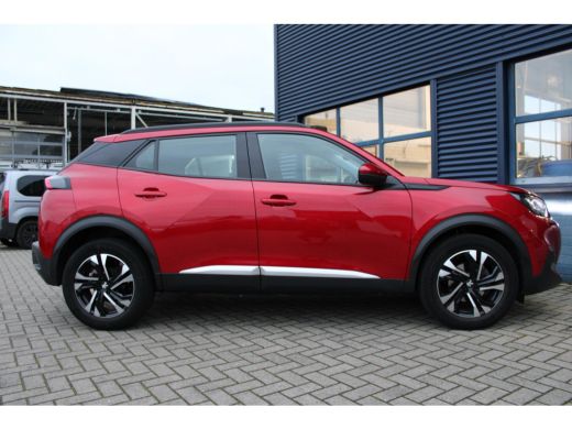 Peugeot 2008 1.2 PureTech Allure ActivLease financial lease