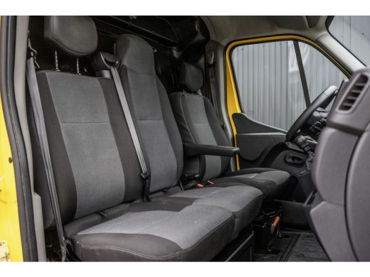 Renault Master 2.3 dCi L2H2 | Euro 6 | 136 PK | Cruise | Airco | Navigatie | LED ActivLease financial lease