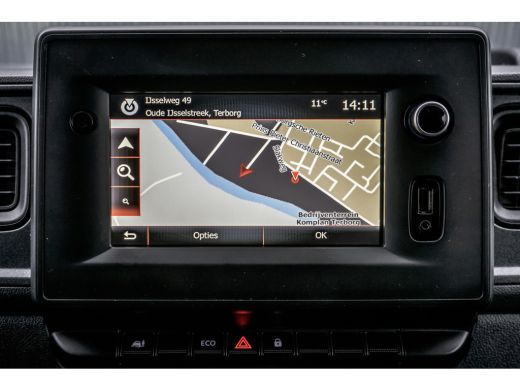 Renault Master 2.3 dCi L2H2 | Euro 6 | 136 PK | Cruise | Airco | Navigatie | LED ActivLease financial lease