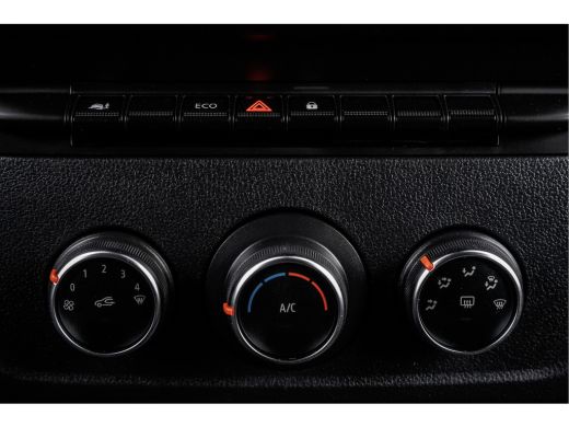 Renault Master 2.3 dCi L2H2 | Euro 6 | 136 PK | Cruise | Airco | Navigatie | LED ActivLease financial lease