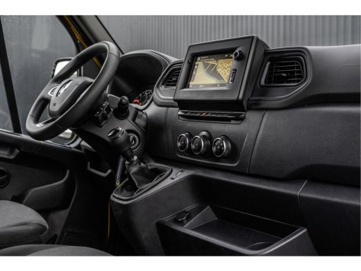 Renault Master 2.3 dCi L2H2 | Euro 6 | 136 PK | Cruise | Airco | Navigatie | LED ActivLease financial lease