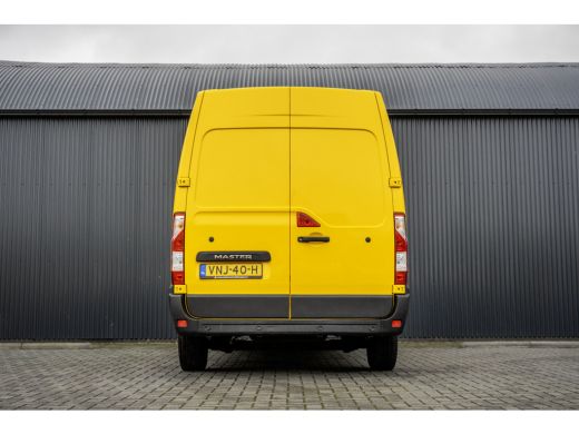Renault Master 2.3 dCi L2H2 | Euro 6 | 136 PK | Cruise | Airco | Navigatie | LED ActivLease financial lease