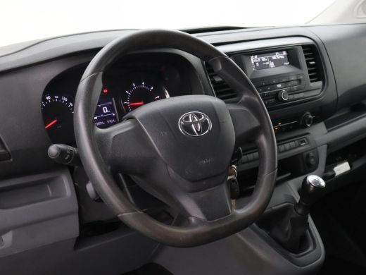 Toyota ProAce Worker 1.6 D-4D 3-ZITS EURO 6 LONG *73.694 KM!* + TREKHAAK / IMPERIAAL / CRUISE CONTROL ActivLease financial lease