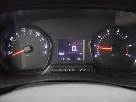 Toyota ProAce Worker 1.6 D-4D 3-ZITS EURO 6 LONG *73.694 KM!* + TREKHAAK / IMPERIAAL / CRUISE CONTROL ActivLease financial lease