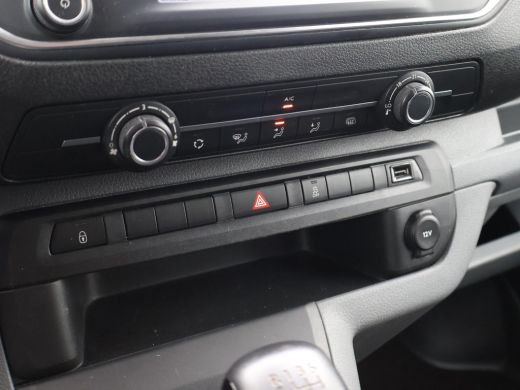Toyota ProAce Worker 2.0 D-4D DUBBEL CAB. LANG COOL COMFORT + TREKHAAK / NAVIGATIE / IMPERIAAL ActivLease financial lease