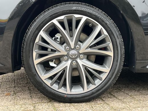 Toyota Yaris 1.5 Hybrid 130 Executive | Demonstratie auto | Night sky black metallic | ActivLease financial lease