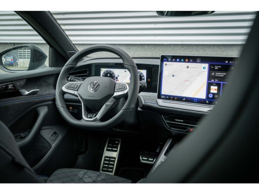 Volkswagen Passat Variant Volkswagen R-Line Edition | Inclusief € 2000,- inruilvoordeel Inclusief € 2000,- inruilvo... ActivLease financial lease
