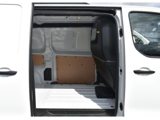 Citroën Jumpy 2.0 BlueHDI 145 L2 € 4.390, - Voorraad Voordeel | City NAV Pakket | Afneembare trekhaak (zwanenha... ActivLease financial lease